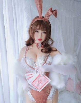 保姆驯服记_4K电影在线观看